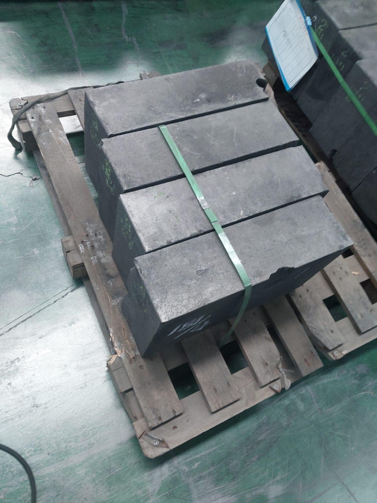 carbon vane raw material